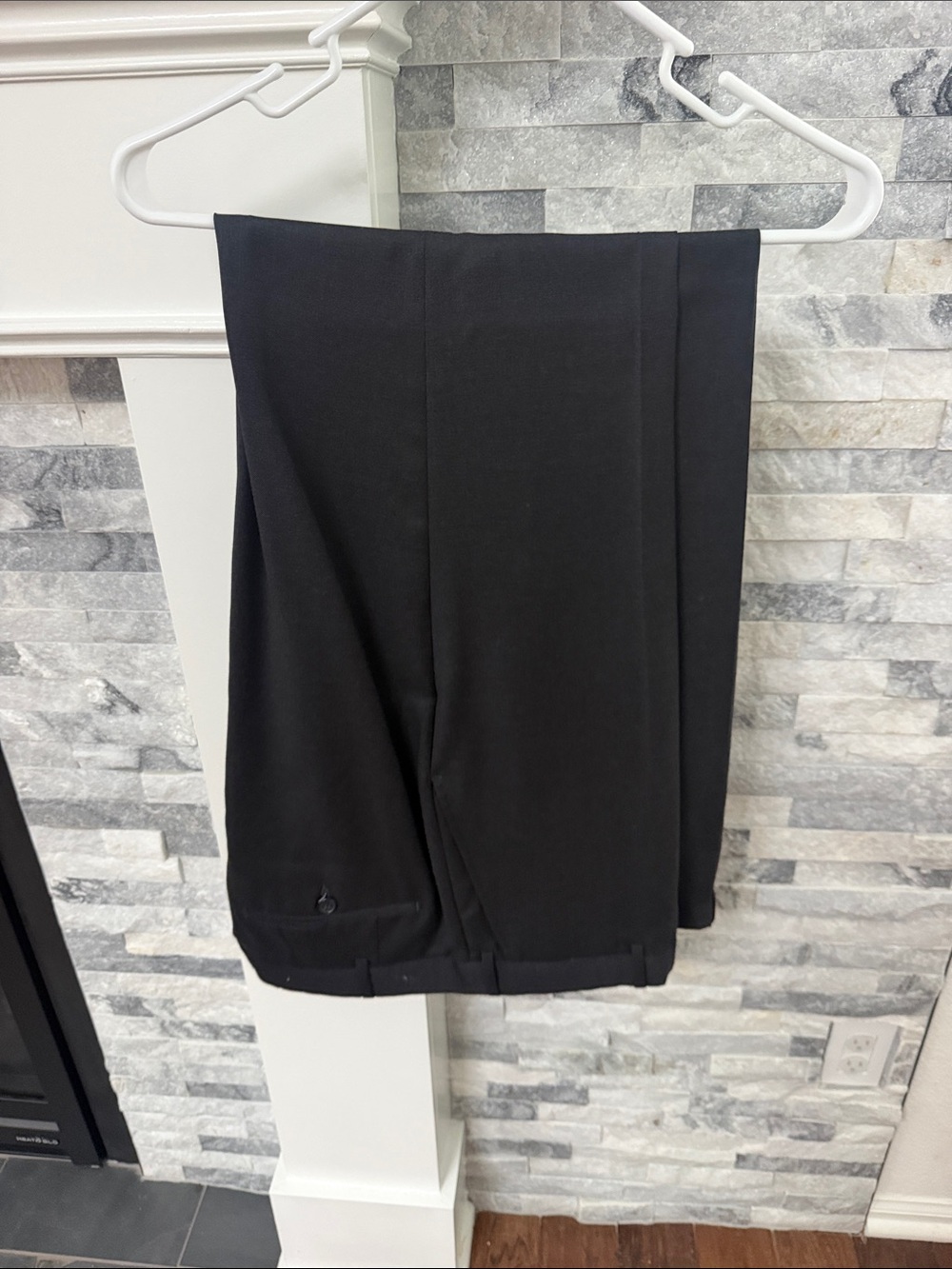 Santorelli Black Flat-Front Men’s Dress Shorts